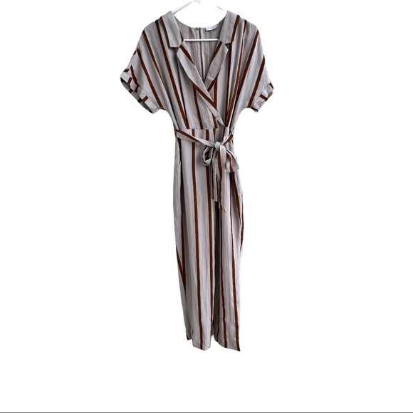 LUSH Collared Striped Jumpsuit size small - Picture 1 of 5
